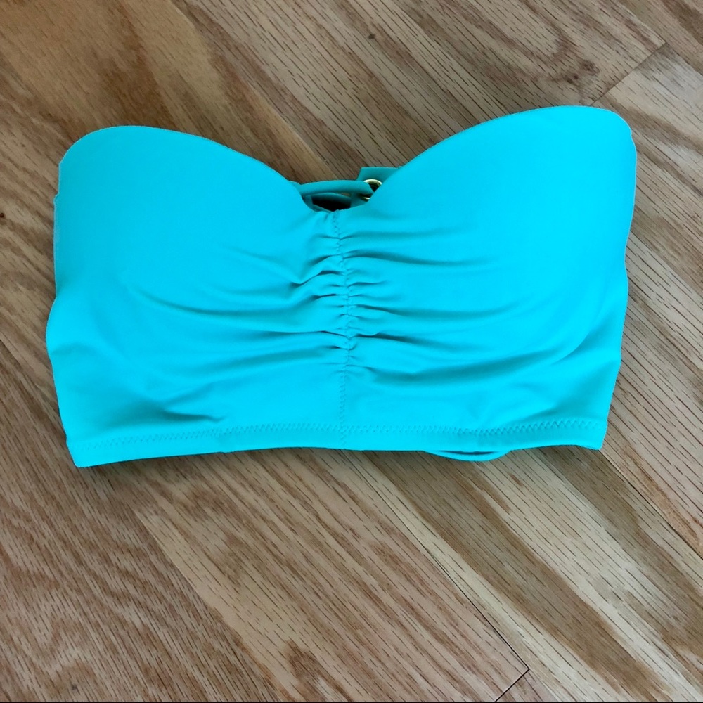 Victoria’s Secret bikini top